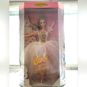 Vintage 1996 sugar plum Barbie collectible